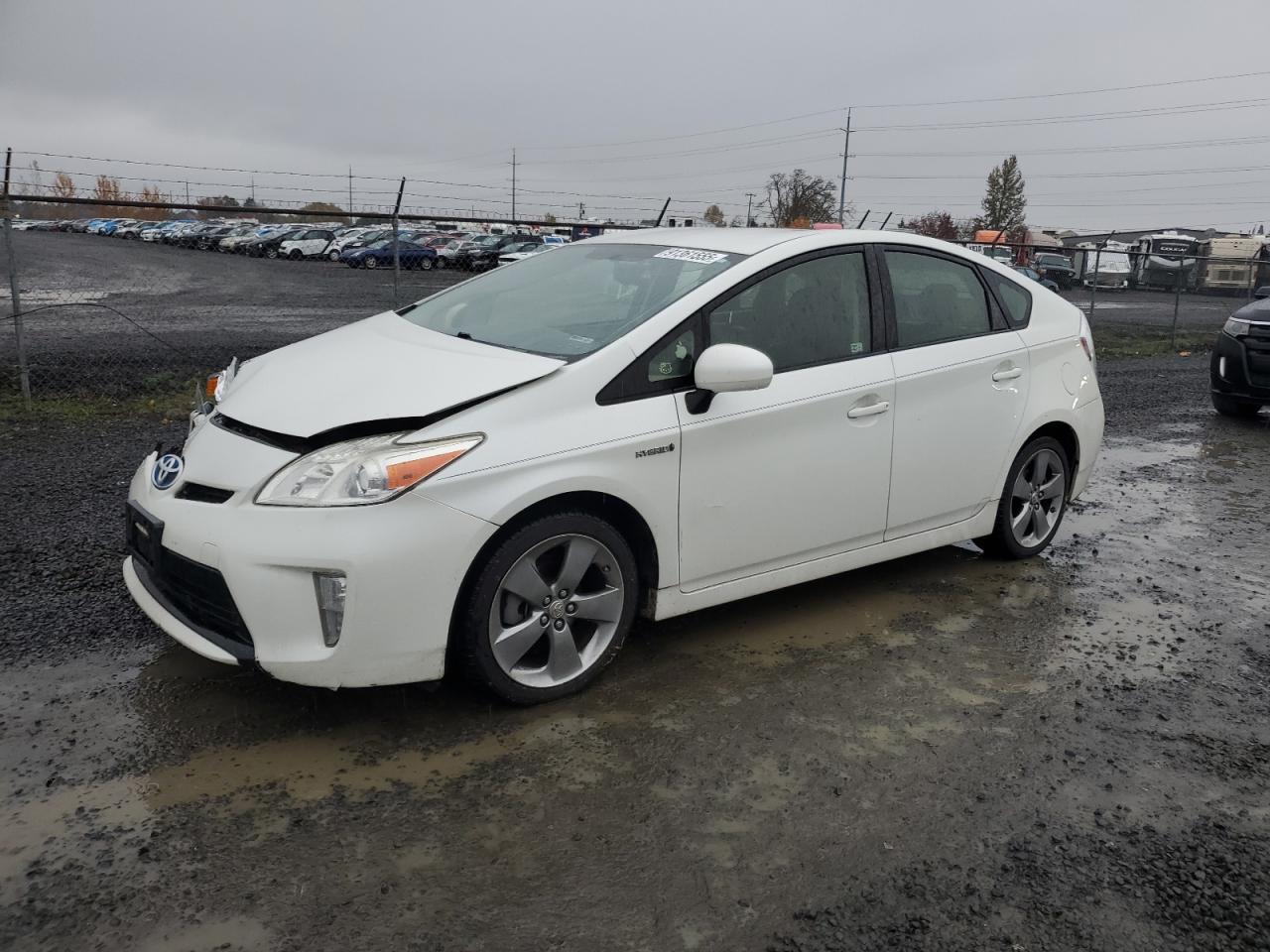 2013 TOYOTA PRIUS