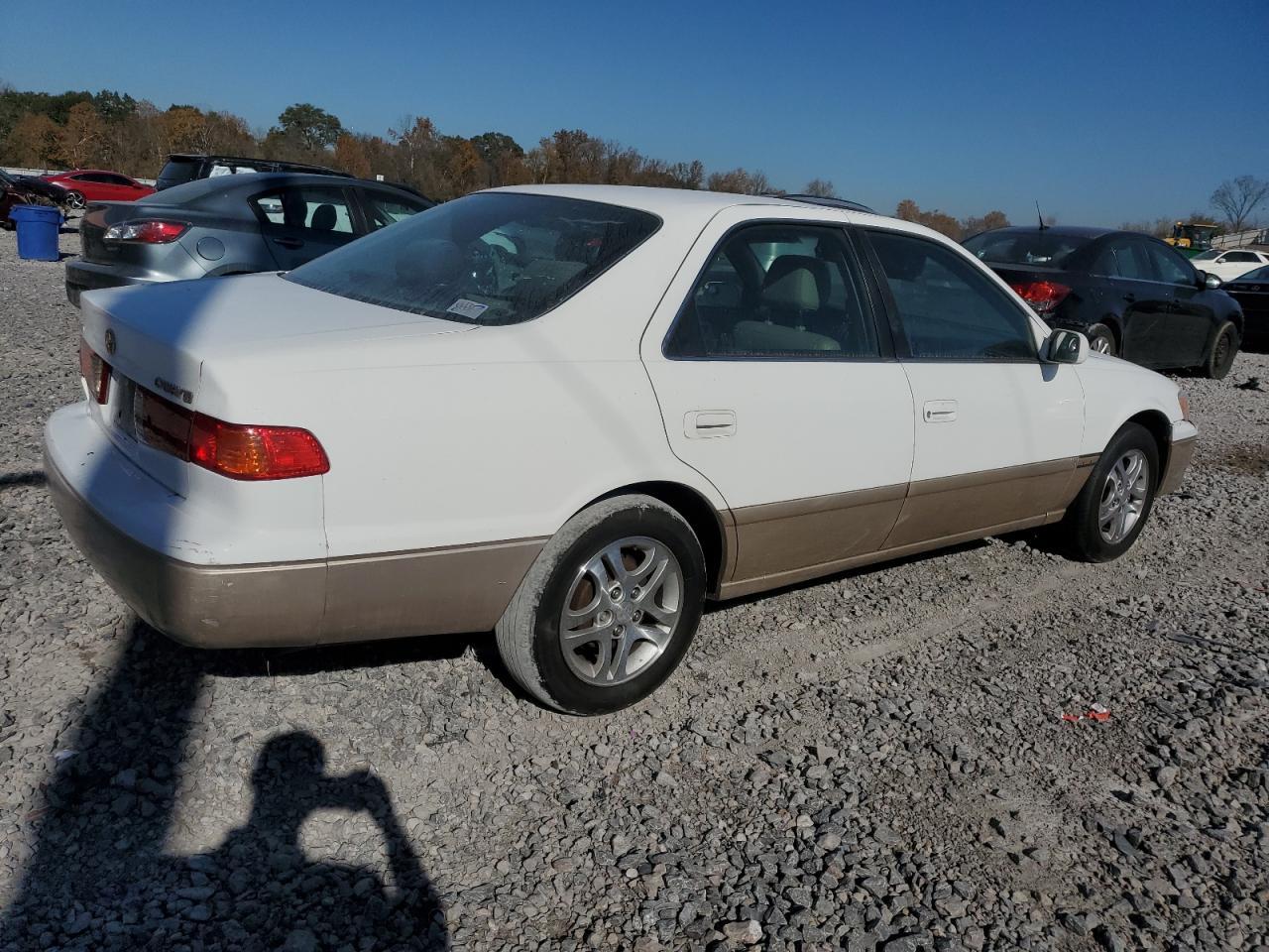 2001 TOYOTA CAMRY
