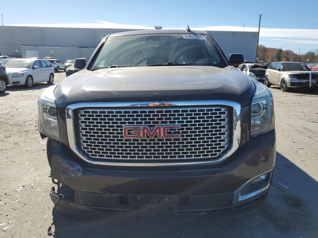2016 GMC Yukon