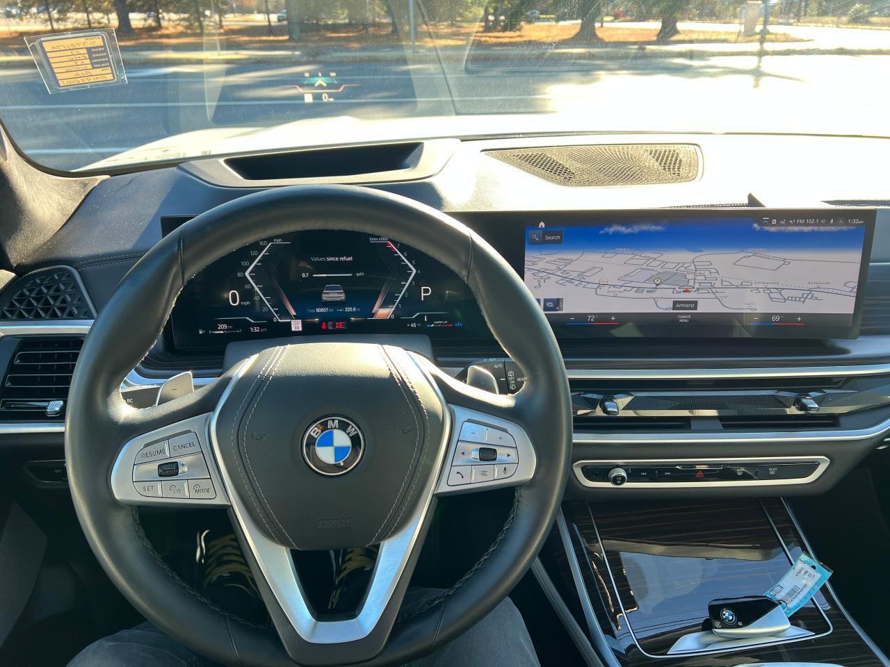 2023 BMW X7