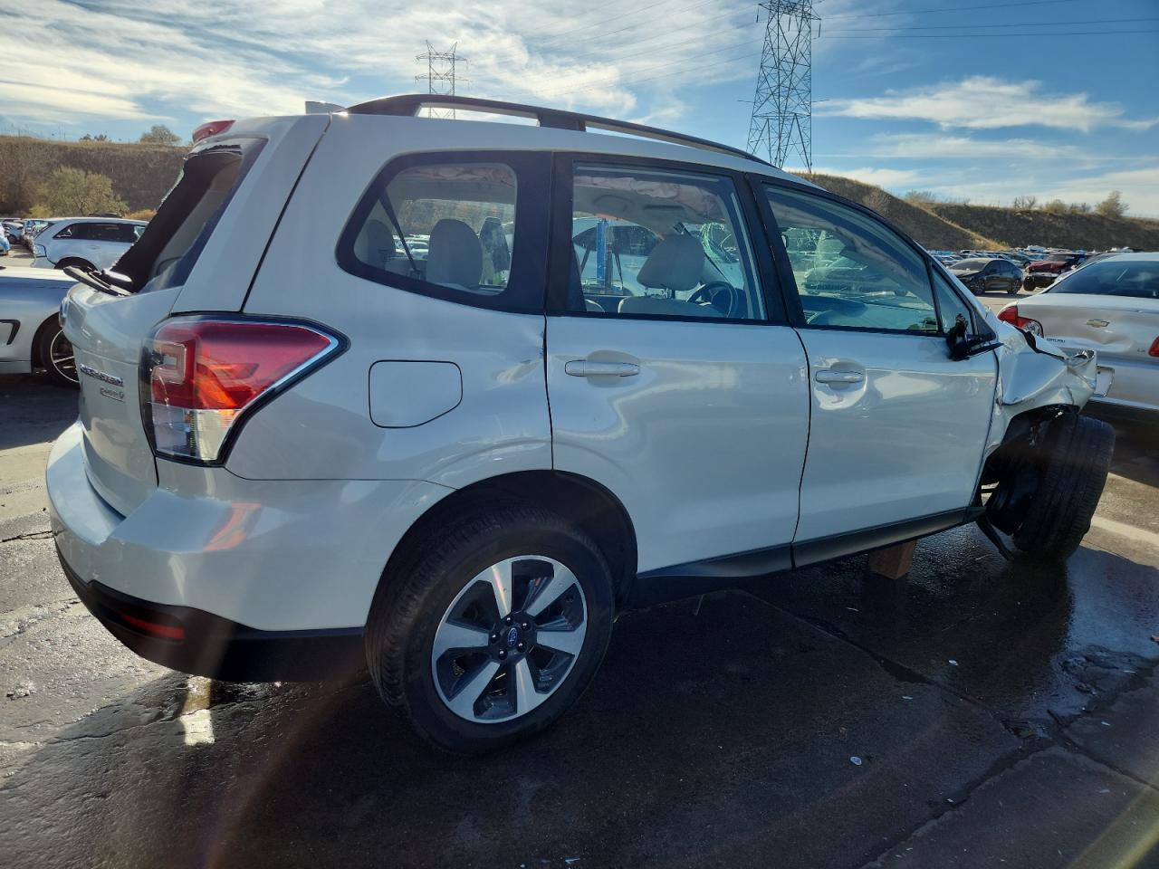 2017 SUBARU FORESTER