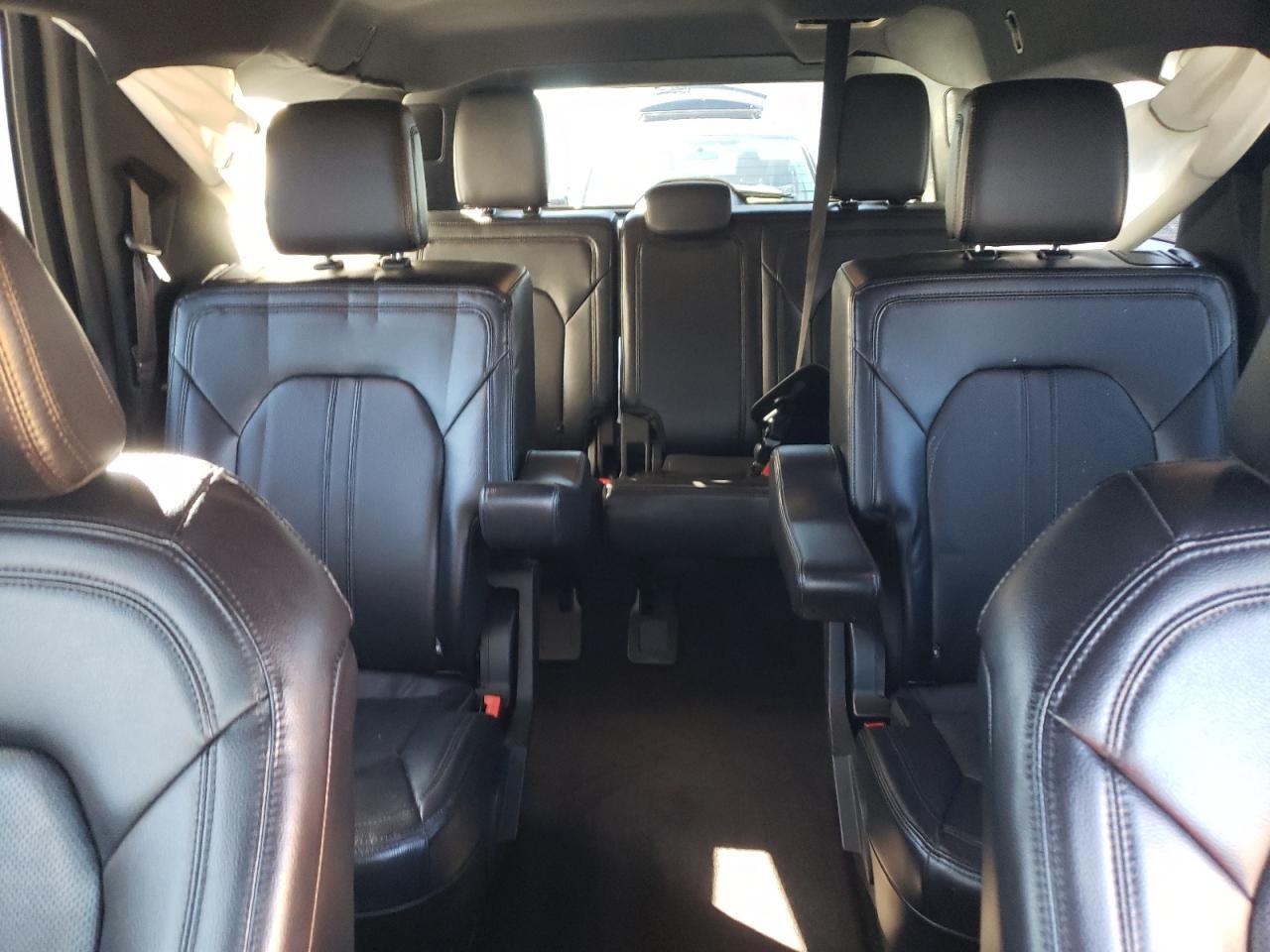 2021 FORD Expedition