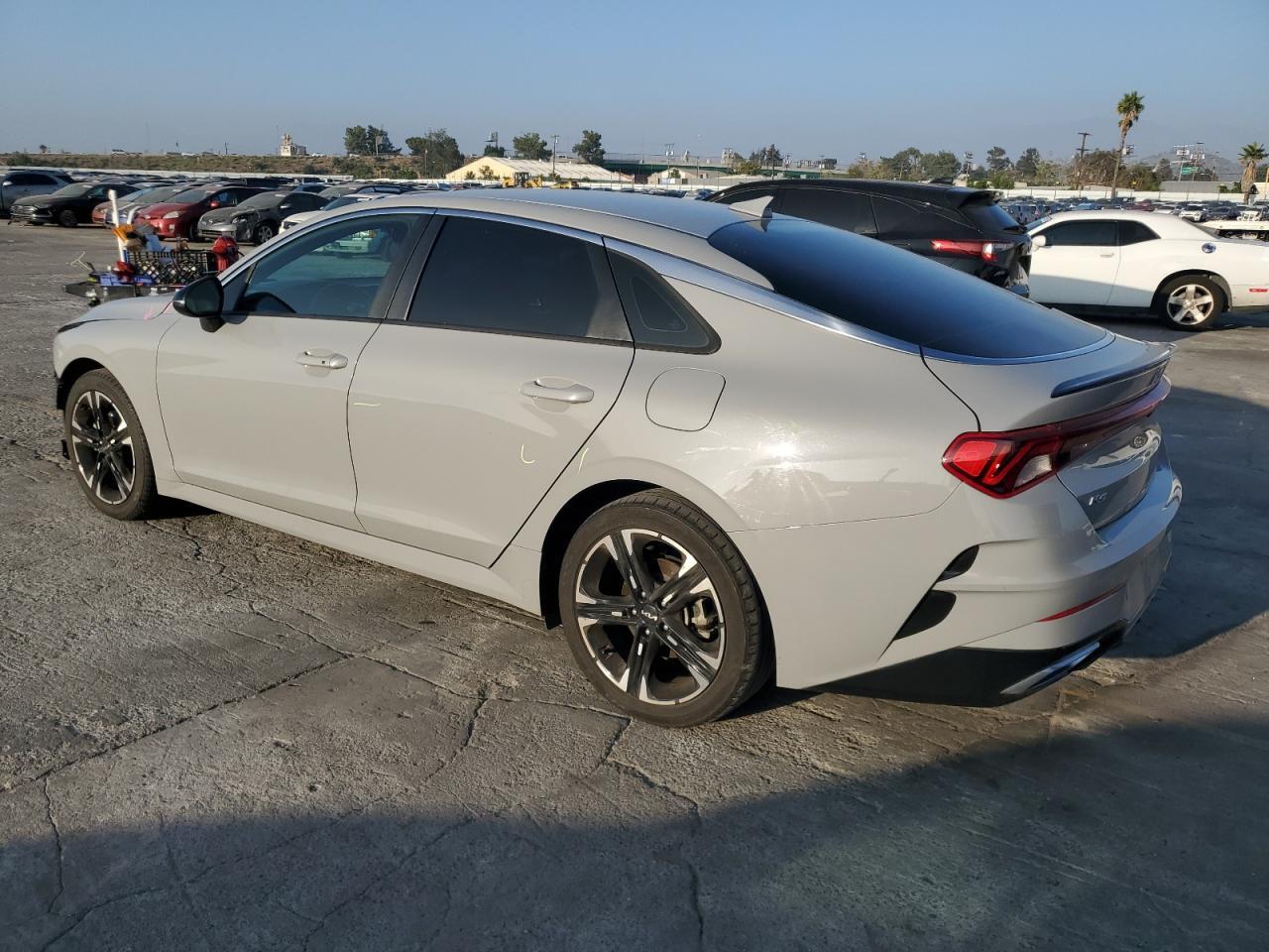 2022 KIA K5