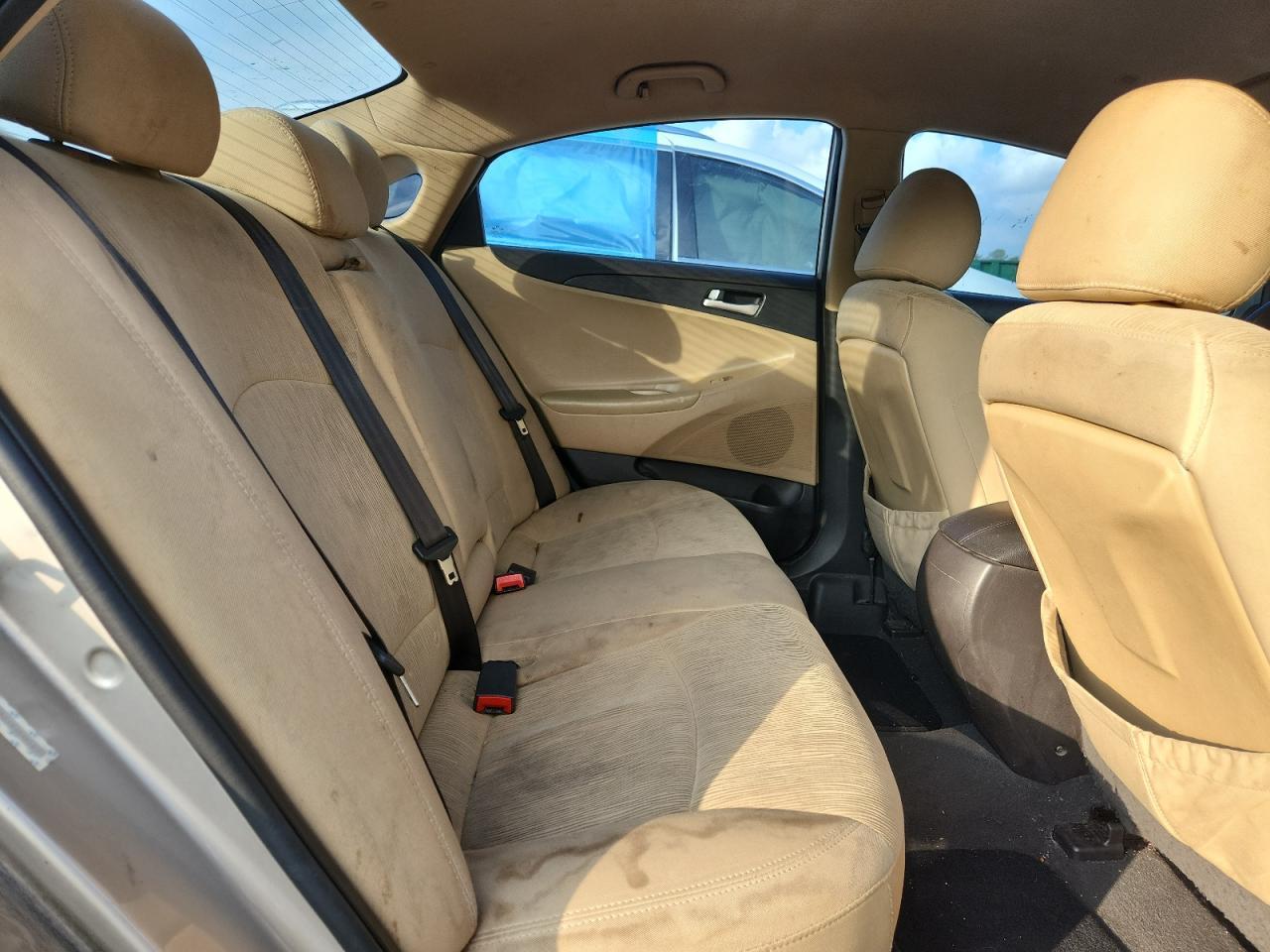 2011 HYUNDAI SONATA