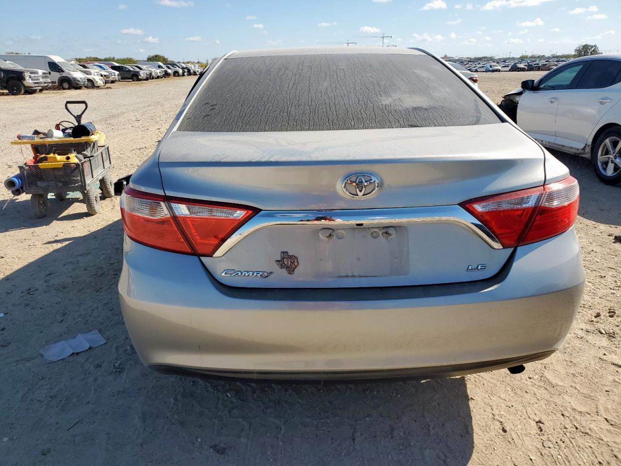 2017 TOYOTA CAMRY