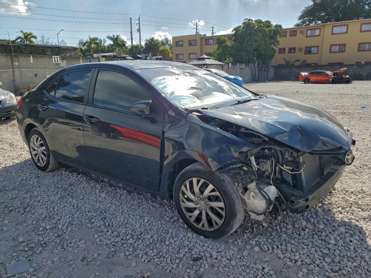 2019 TOYOTA COROLLA