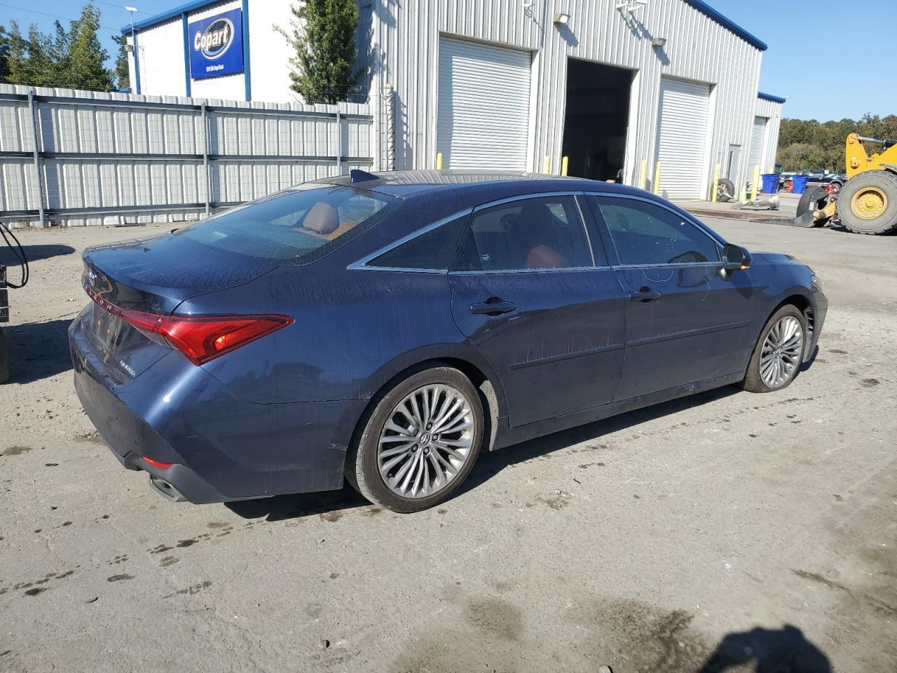 2019 TOYOTA Avalon