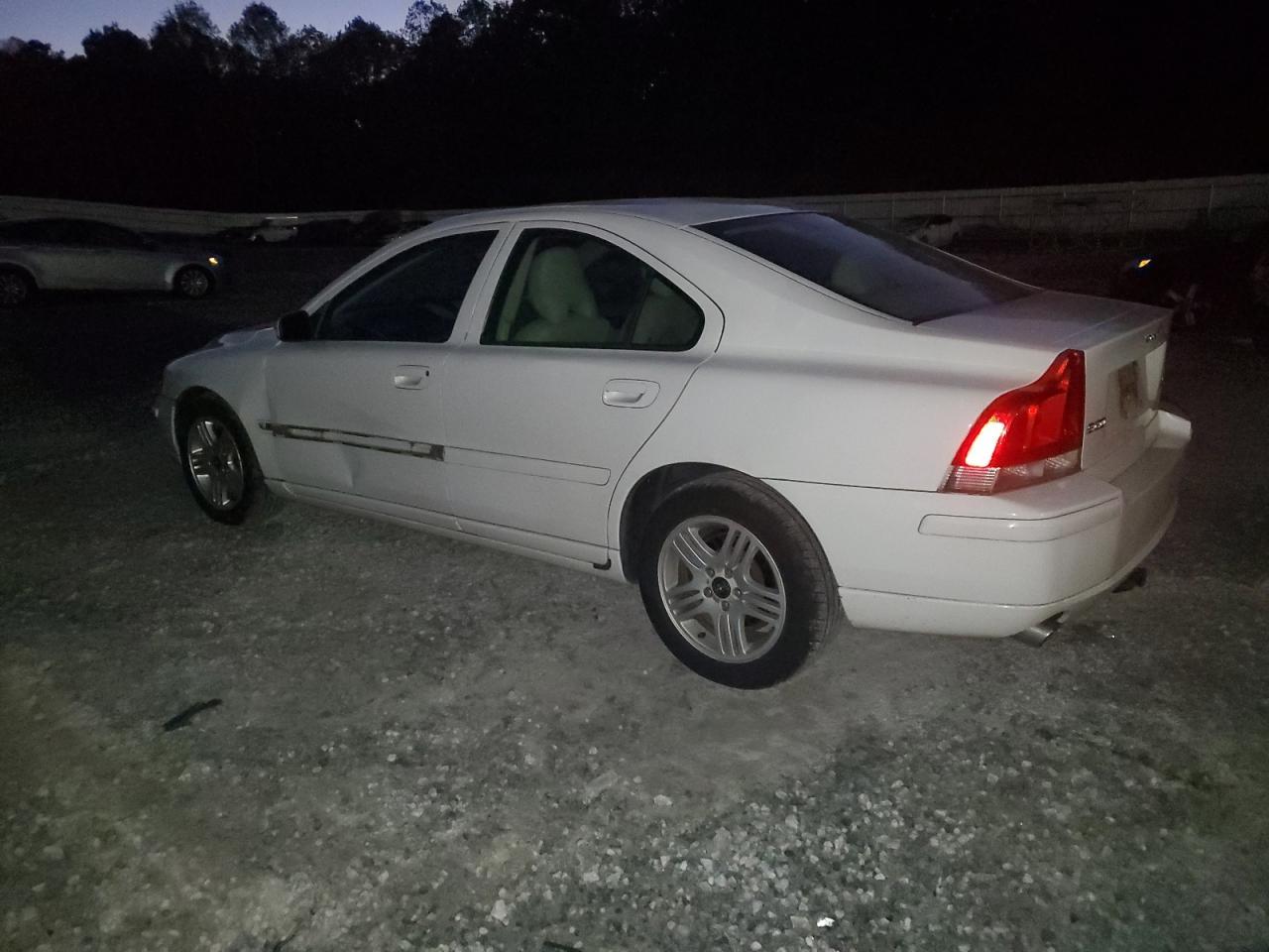 2006 VOLVO S60
