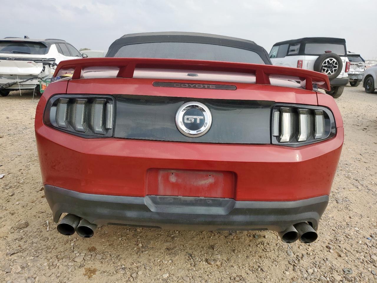 2012 FORD MUSTANG