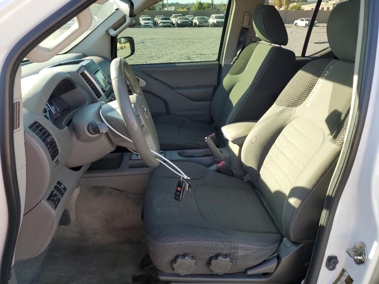 2017 NISSAN Frontier