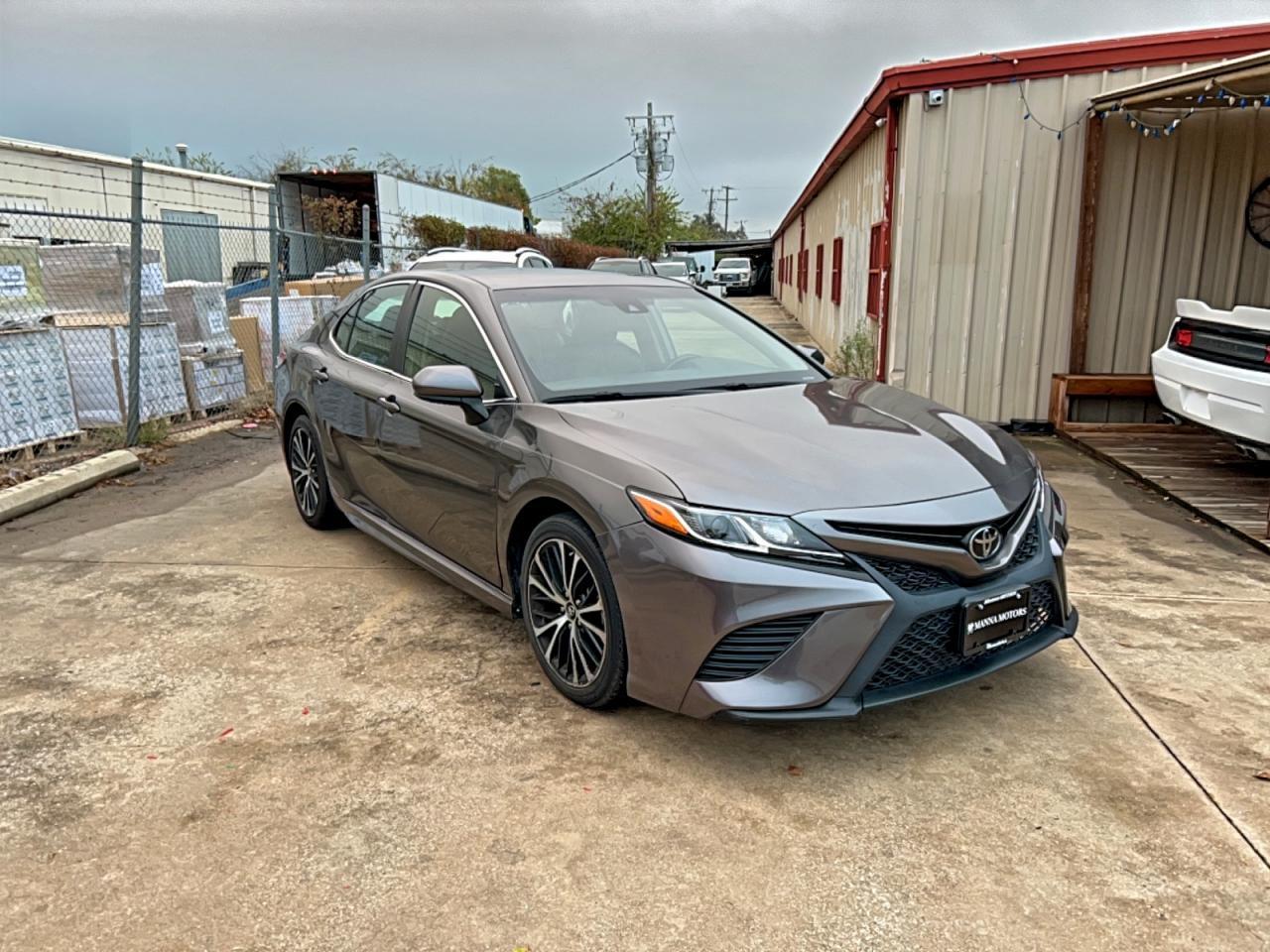 2019 TOYOTA CAMRY
