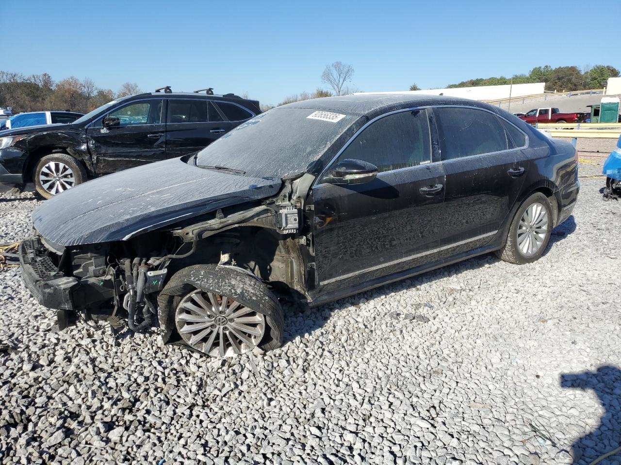 2017 VOLKSWAGEN Passat