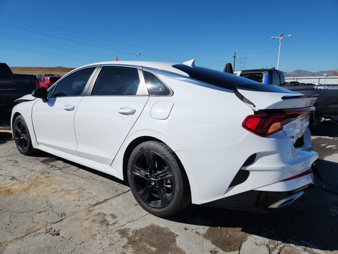 2022 KIA K5