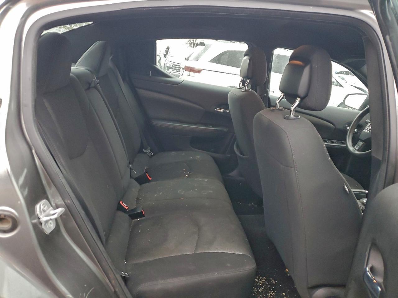 2013 DODGE Avenger