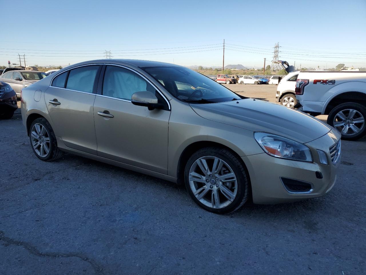 2012 VOLVO S60