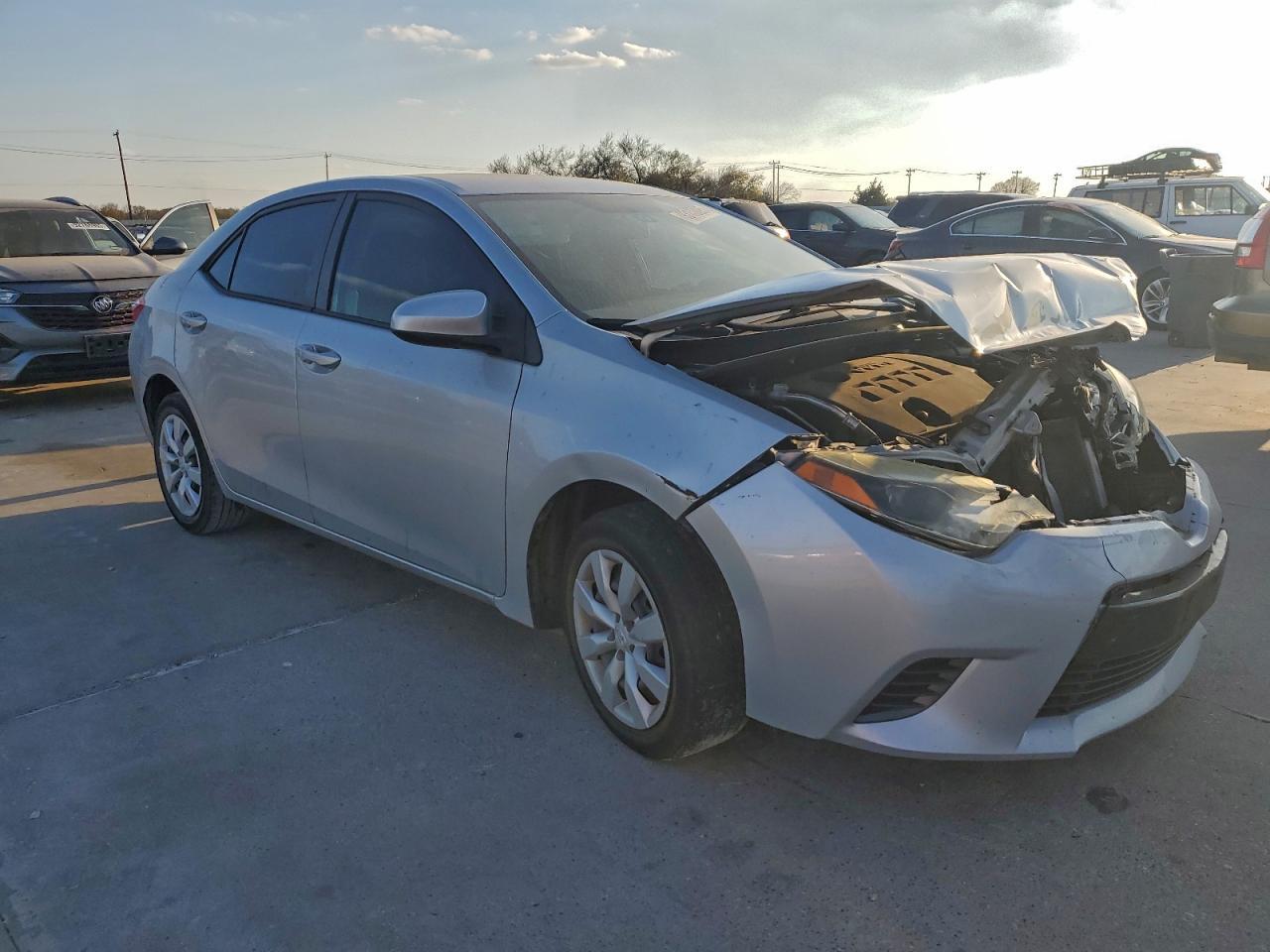 2015 TOYOTA COROLLA