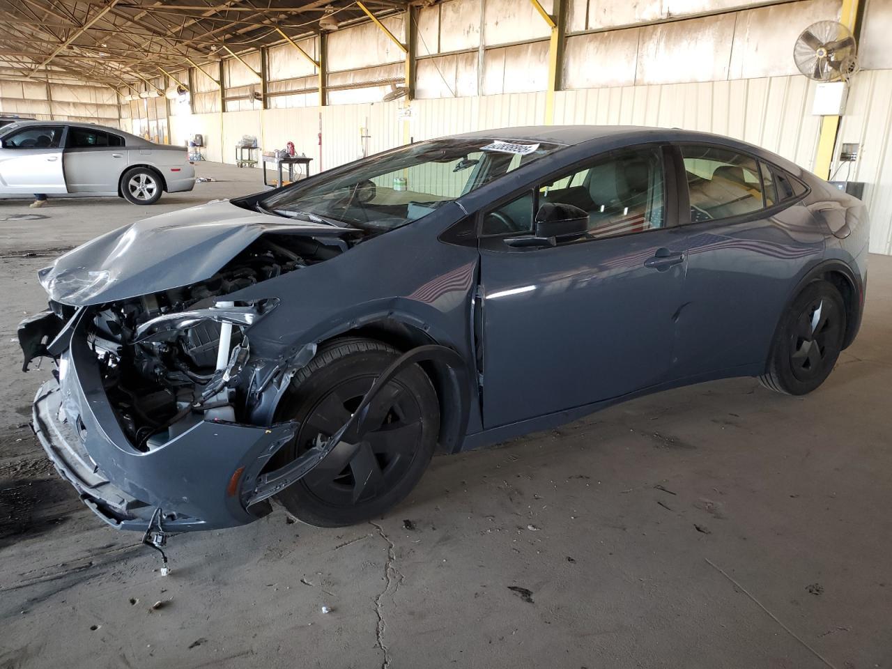 2024 TOYOTA PRIUS