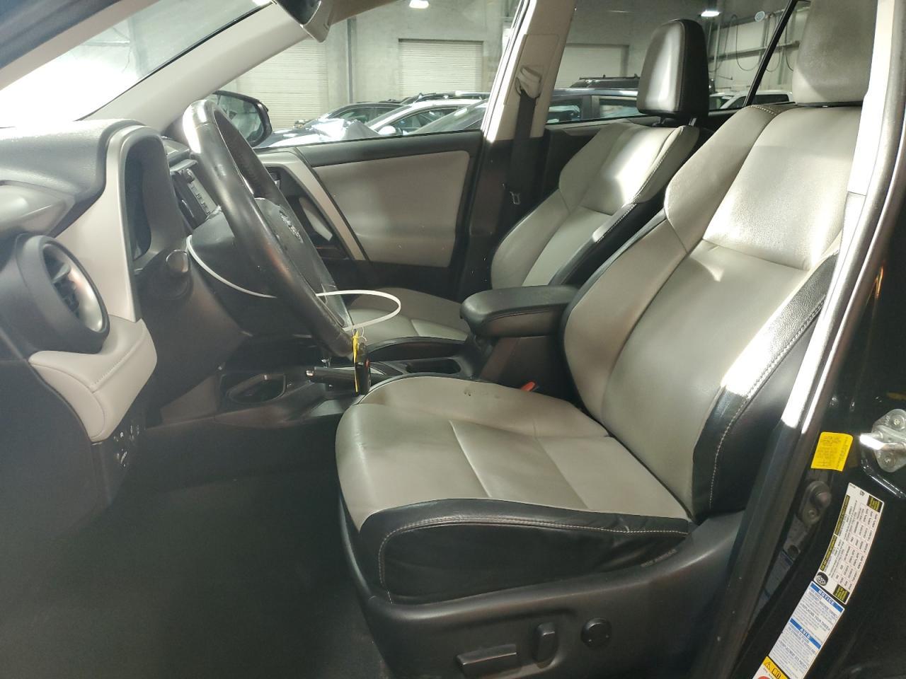 2016 TOYOTA RAV4