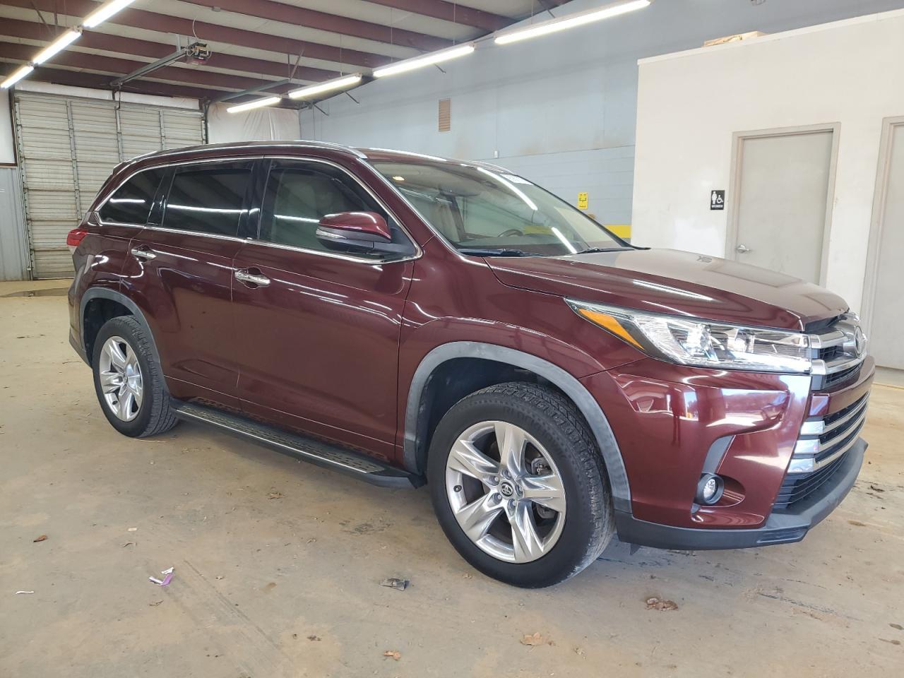 2019 TOYOTA HIGHLANDER