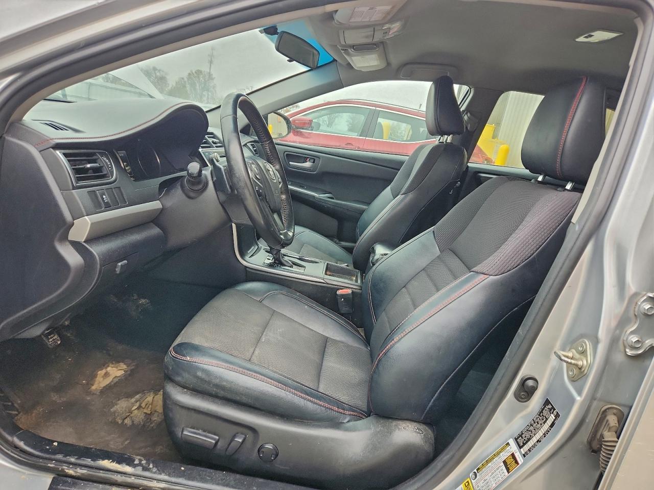 2016 TOYOTA CAMRY