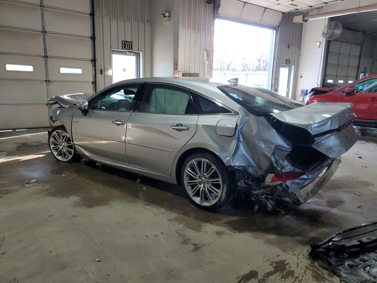 2021 TOYOTA Avalon