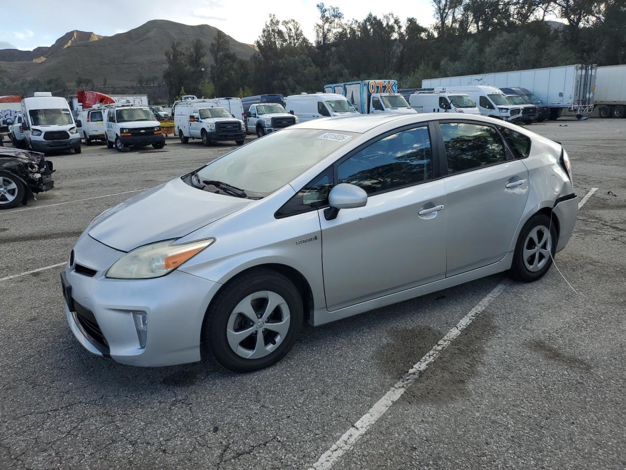 2013 TOYOTA PRIUS