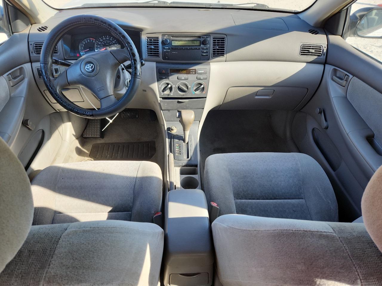 2004 TOYOTA COROLLA