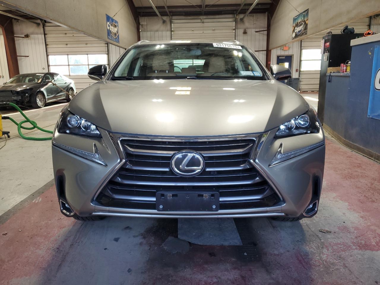 2015 LEXUS NX 200T