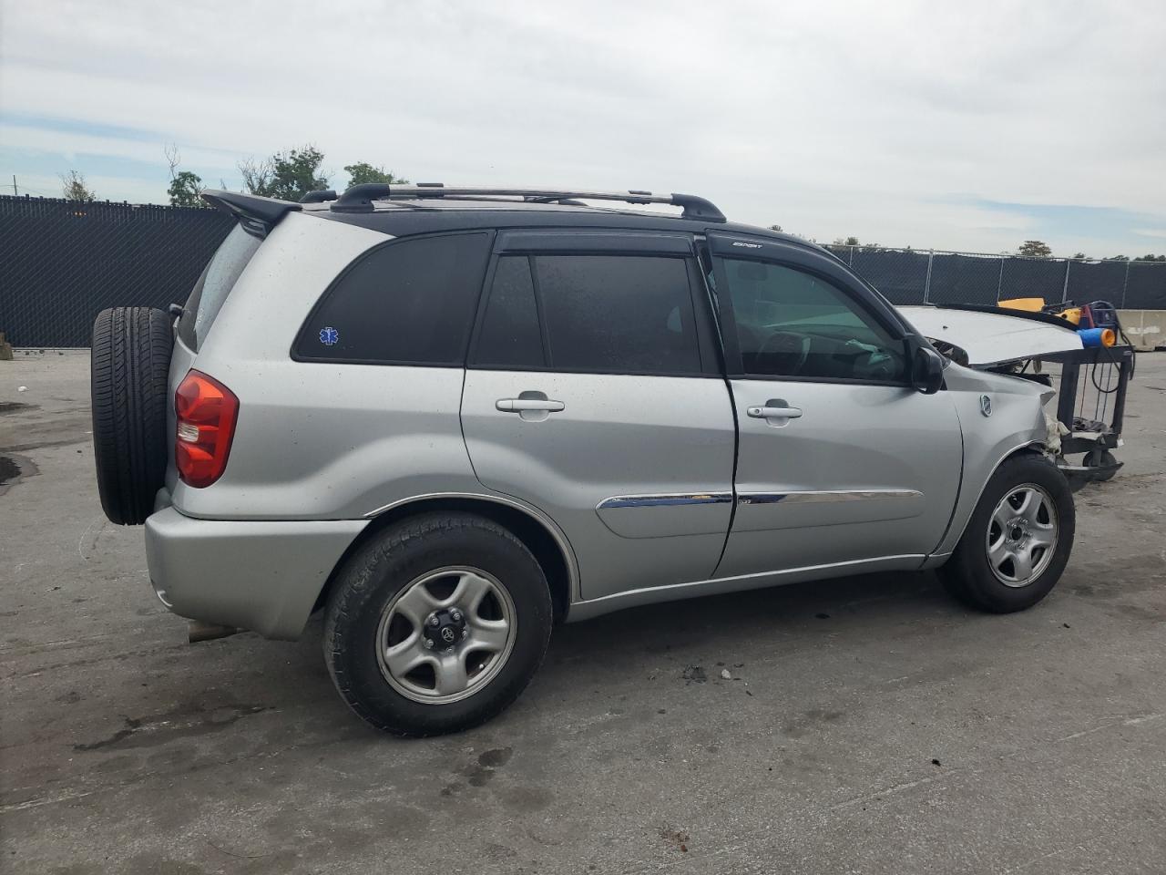 2005 TOYOTA RAV4