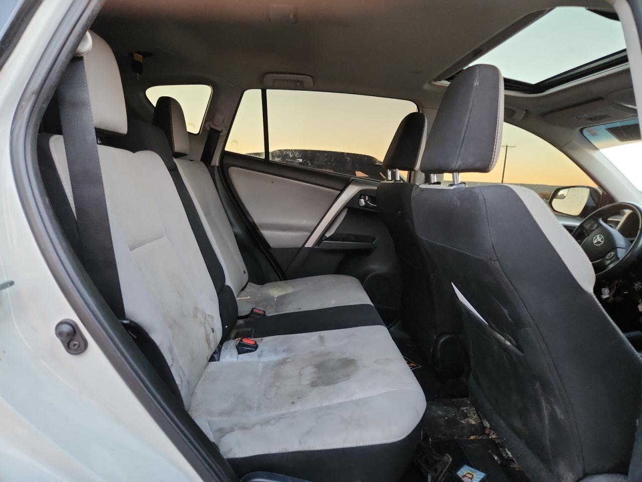 2016 TOYOTA RAV4