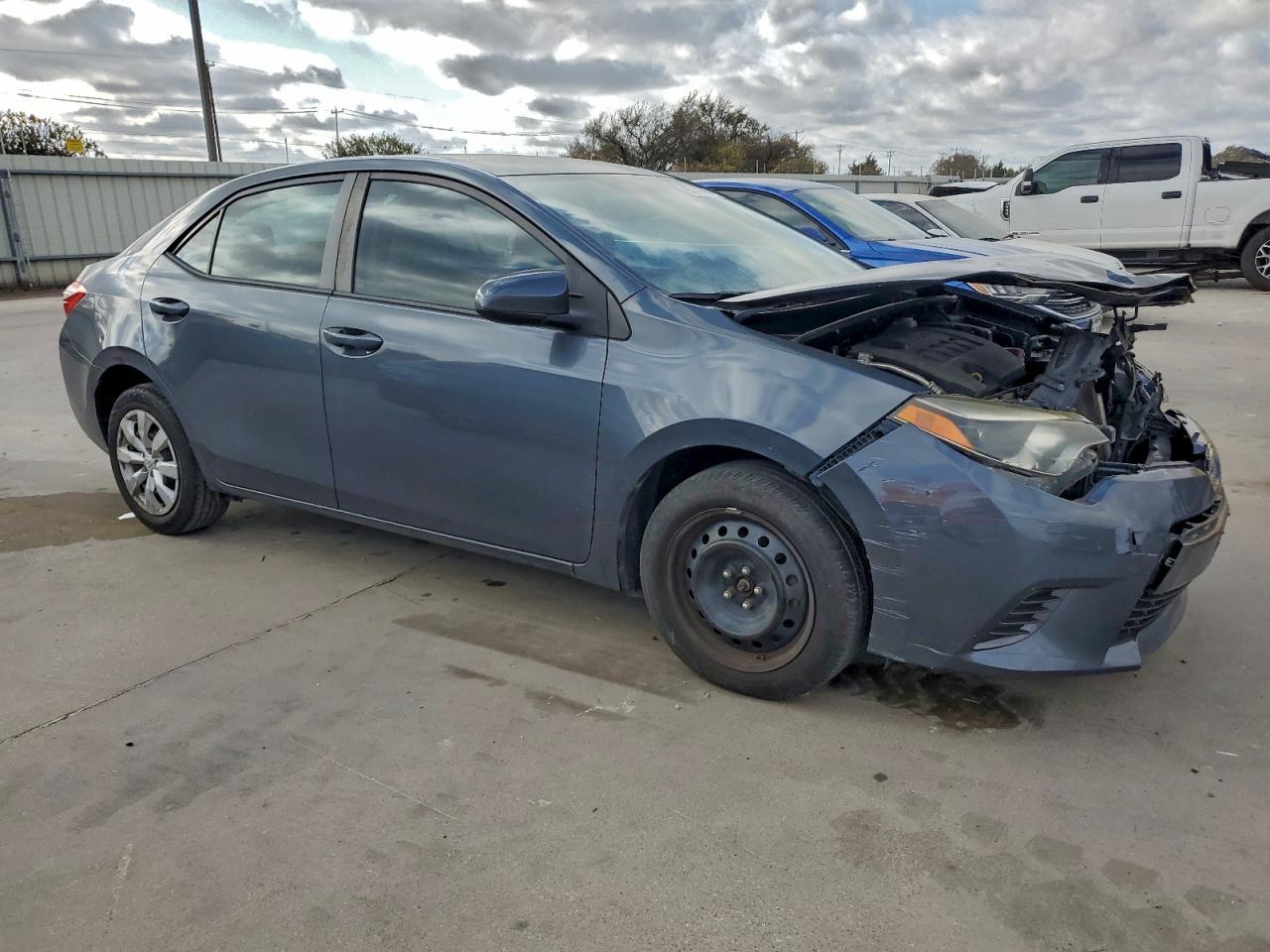 2015 TOYOTA COROLLA