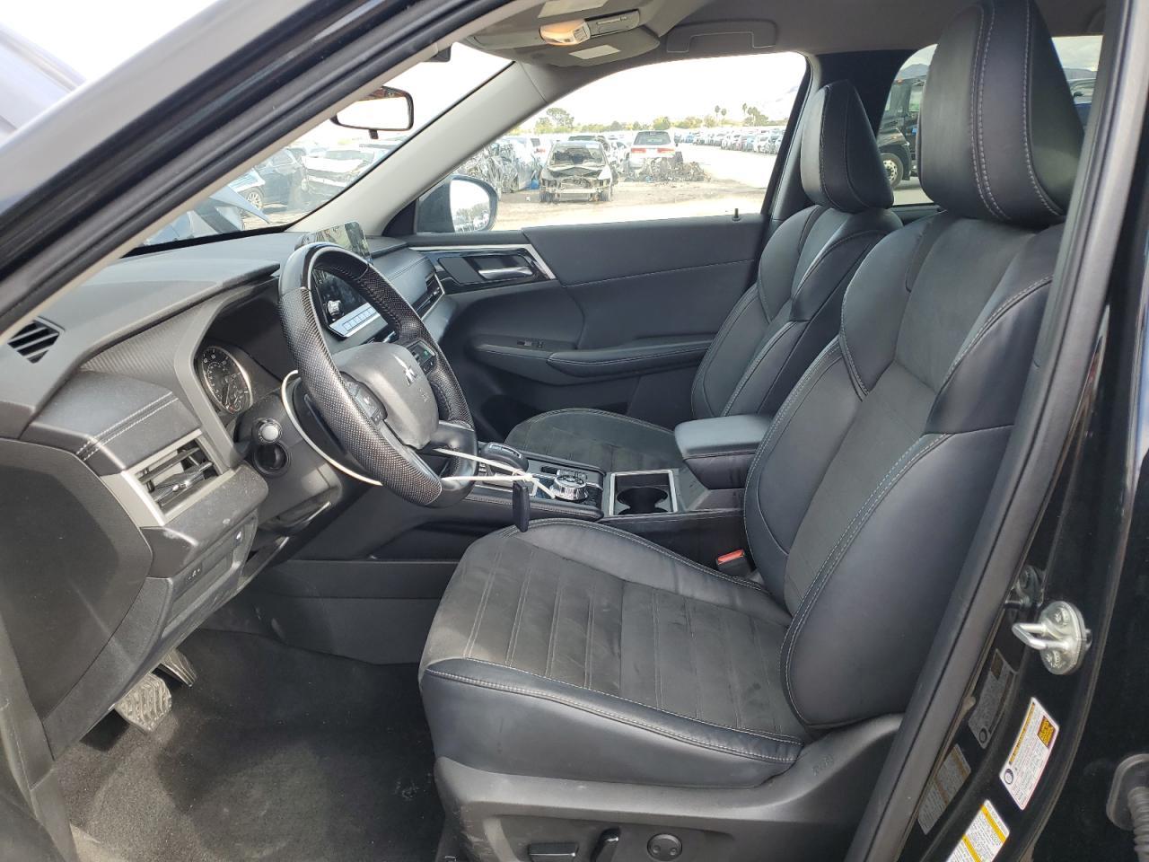 2022 MITSUBISHI outlander