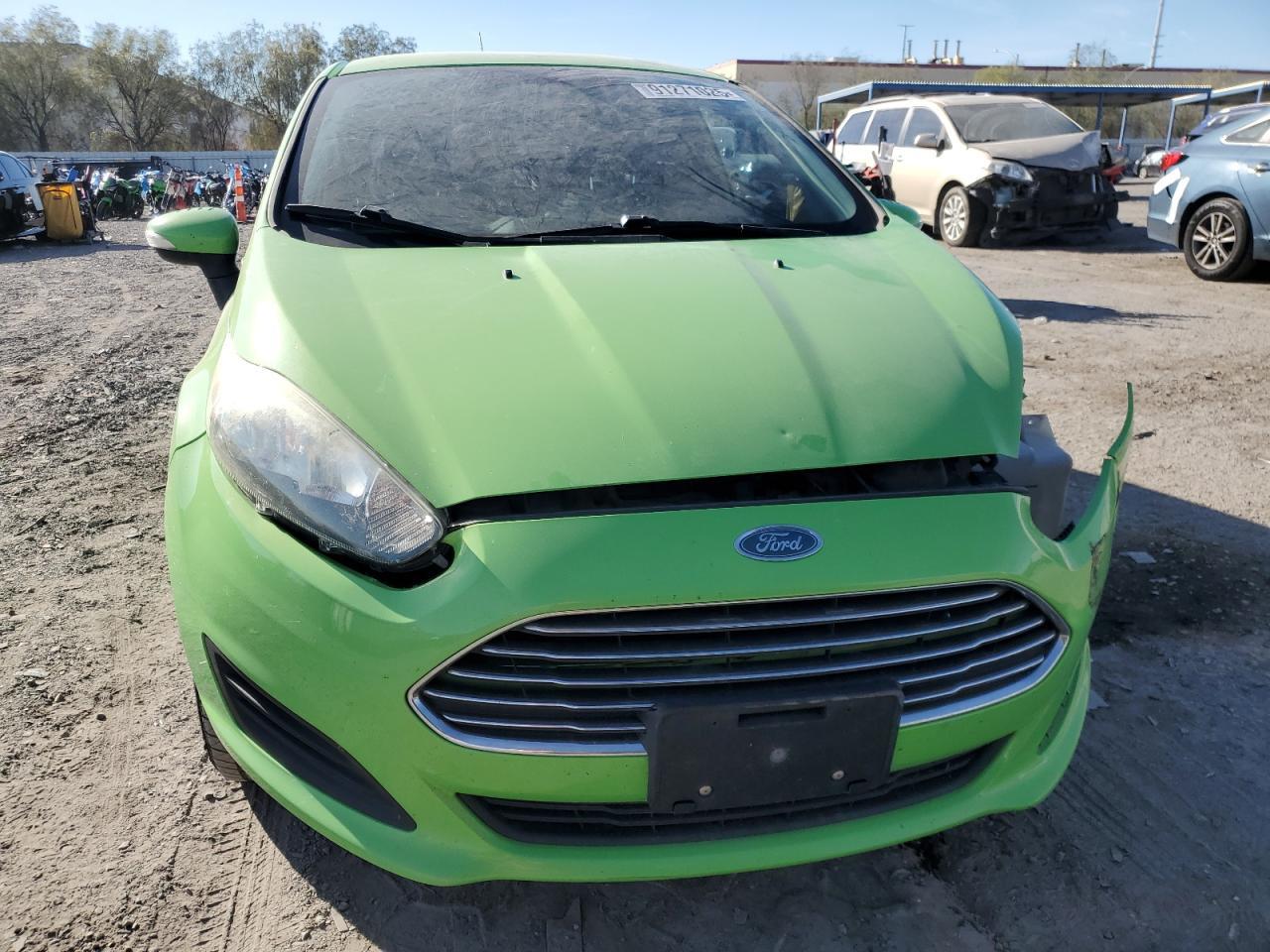 2015 FORD Fiesta