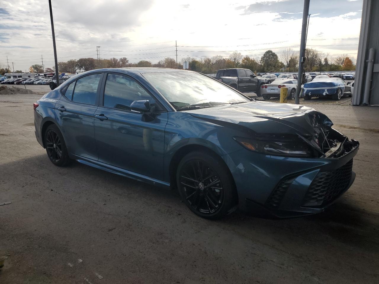 2025 TOYOTA CAMRY