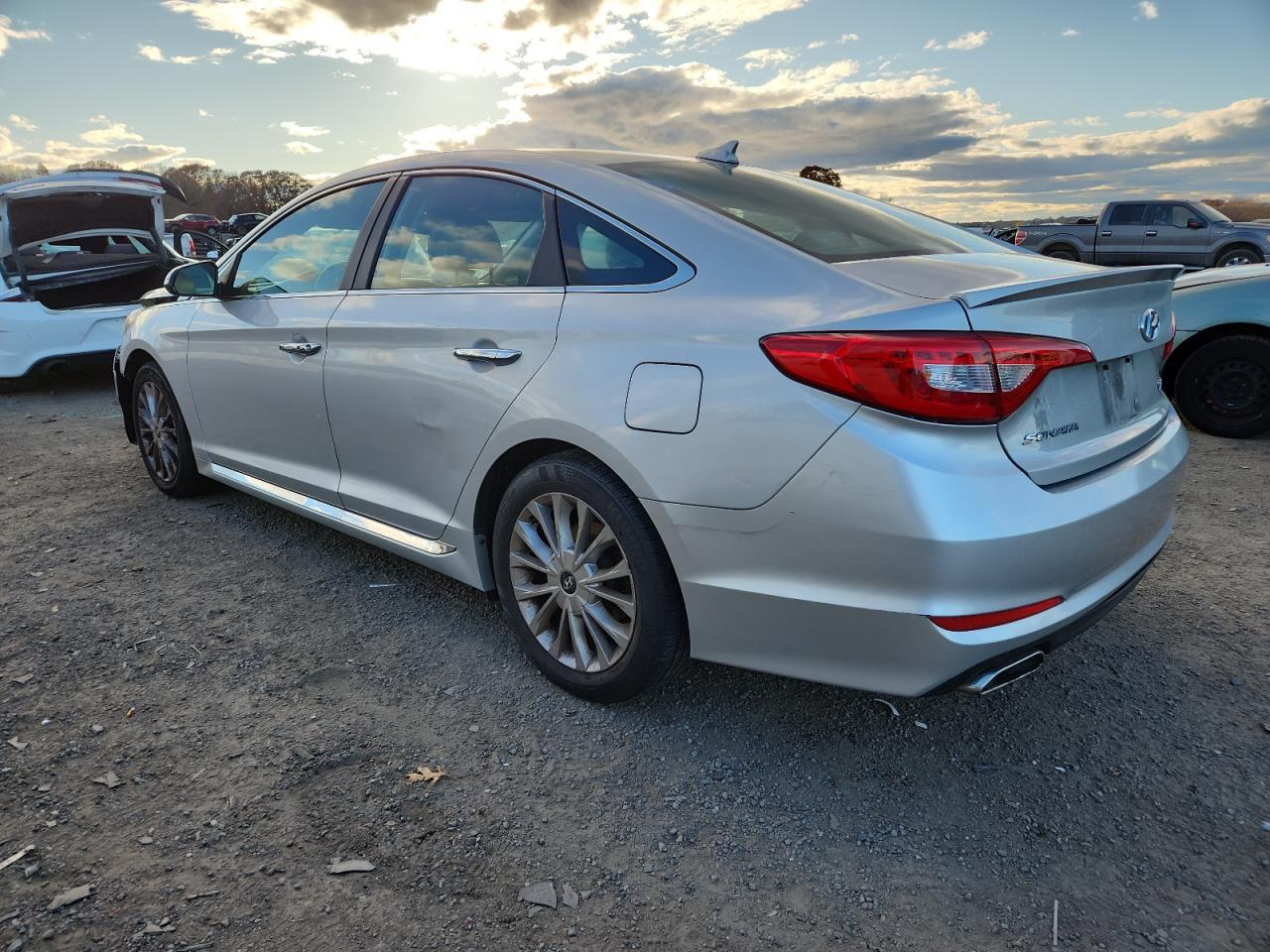 2015 HYUNDAI SONATA