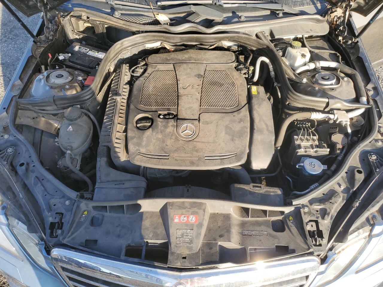 2013 MERCEDES-BENZ E-Class