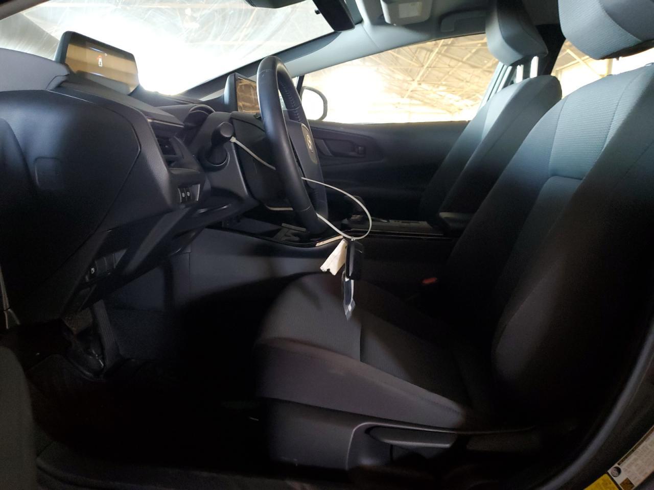 2024 TOYOTA PRIUS