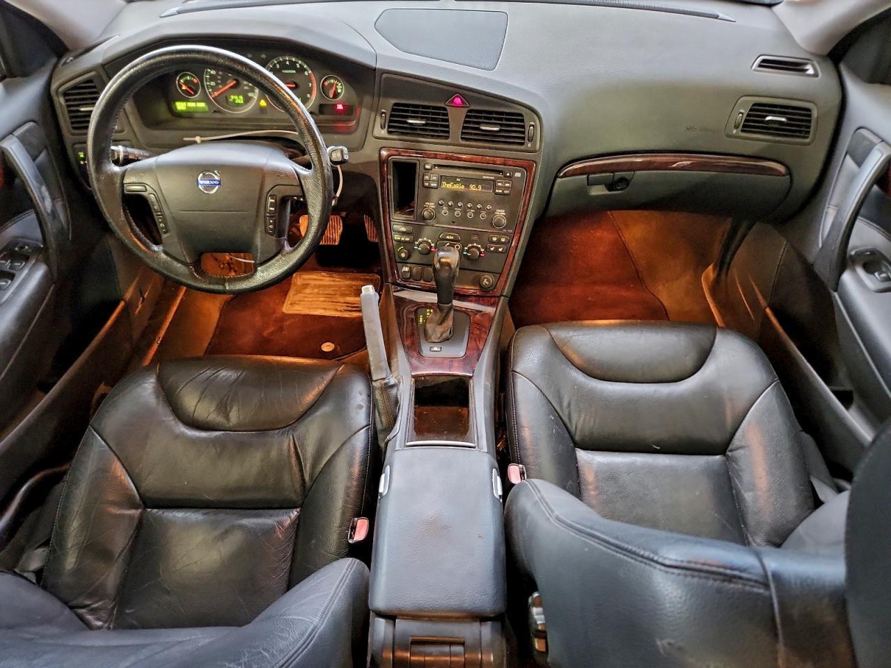 2007 VOLVO V70
