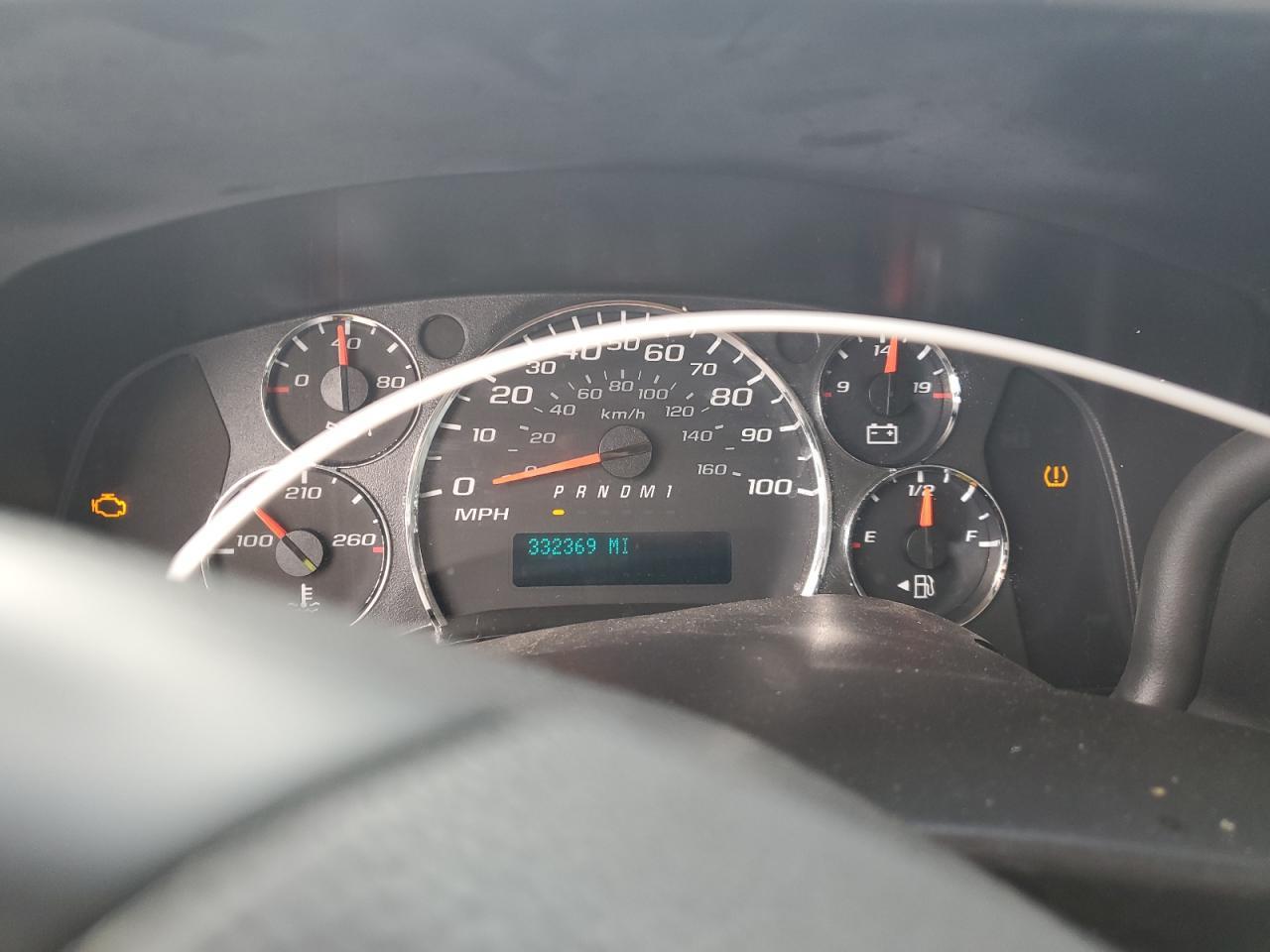 2011 CHEVROLET EXPRESS 2500