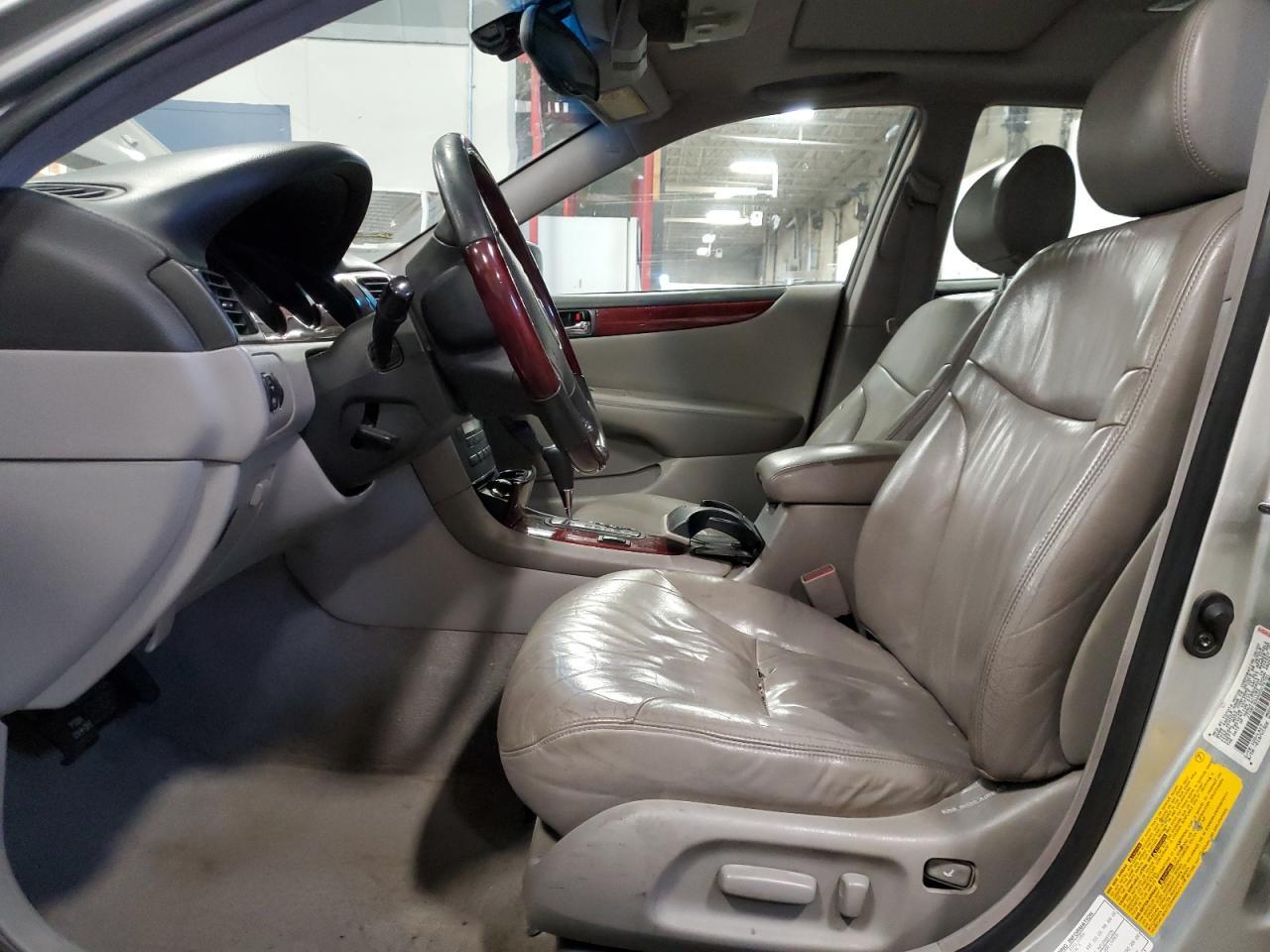 2002 LEXUS Es 300