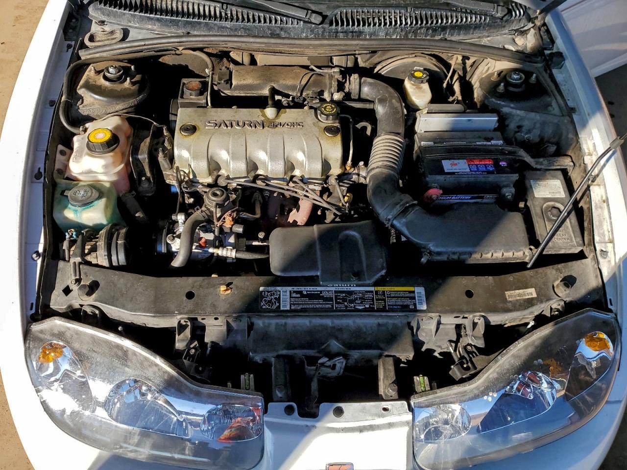 2002 SATURN Sc1