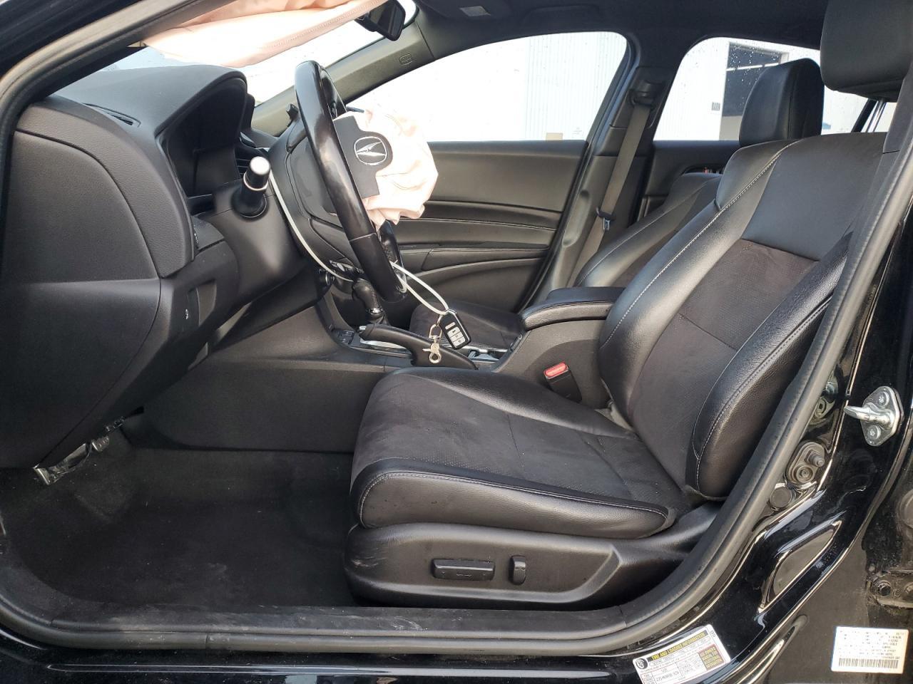 2017 ACURA ILX