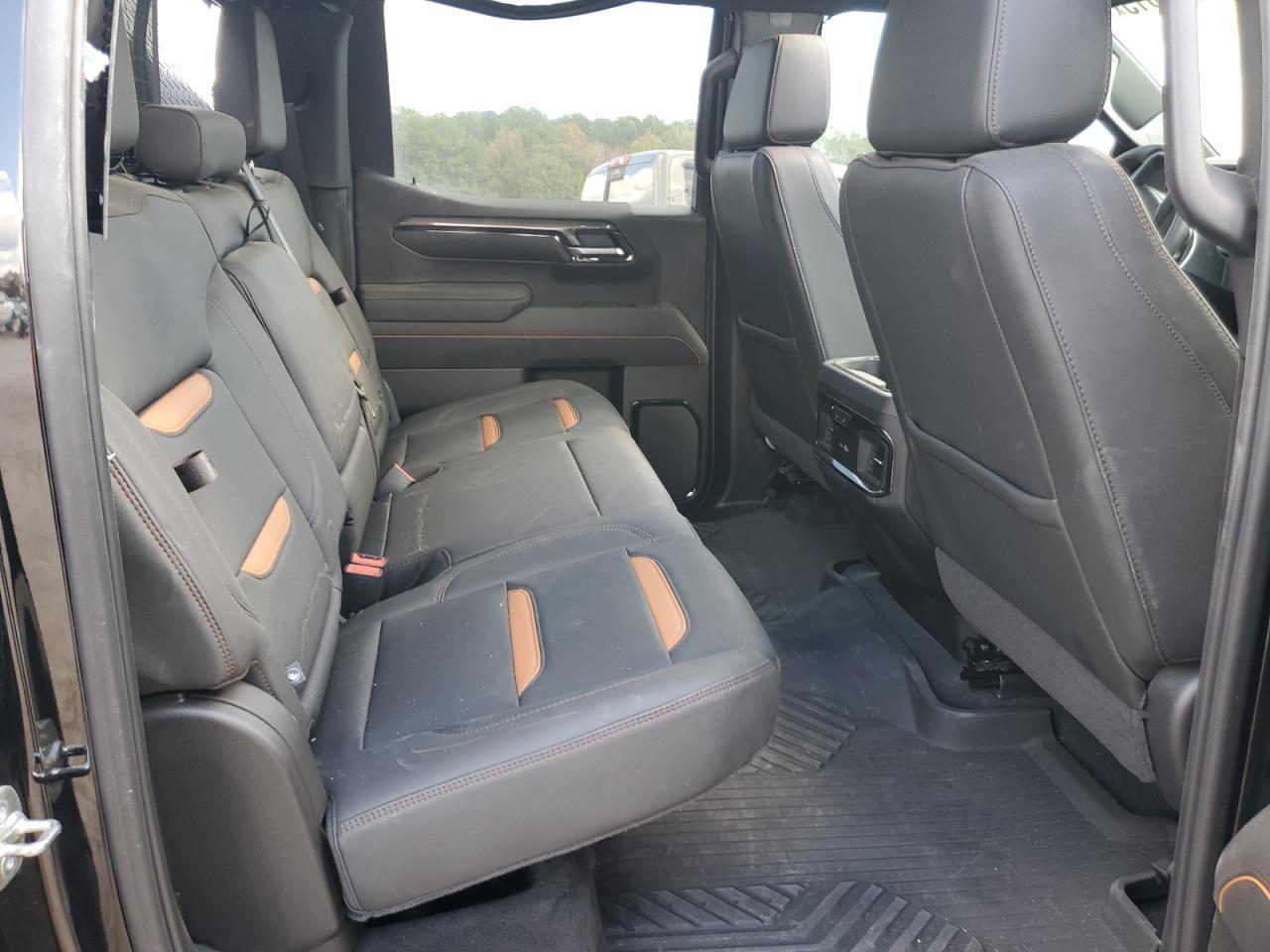 2025 GMC Sierra