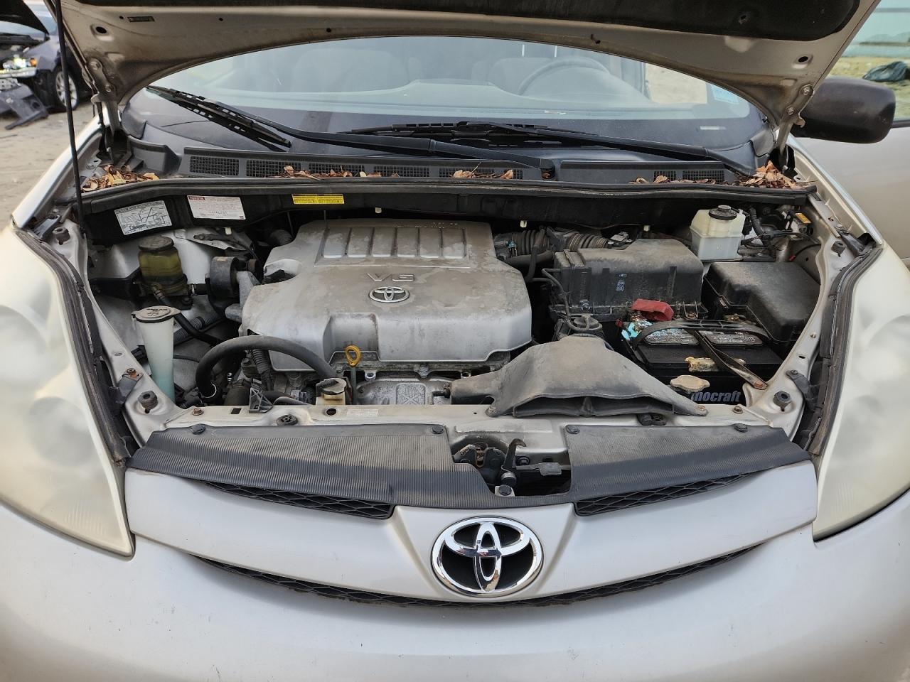 2007 TOYOTA SIENNA
