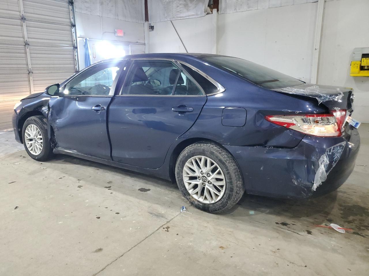 2017 TOYOTA CAMRY