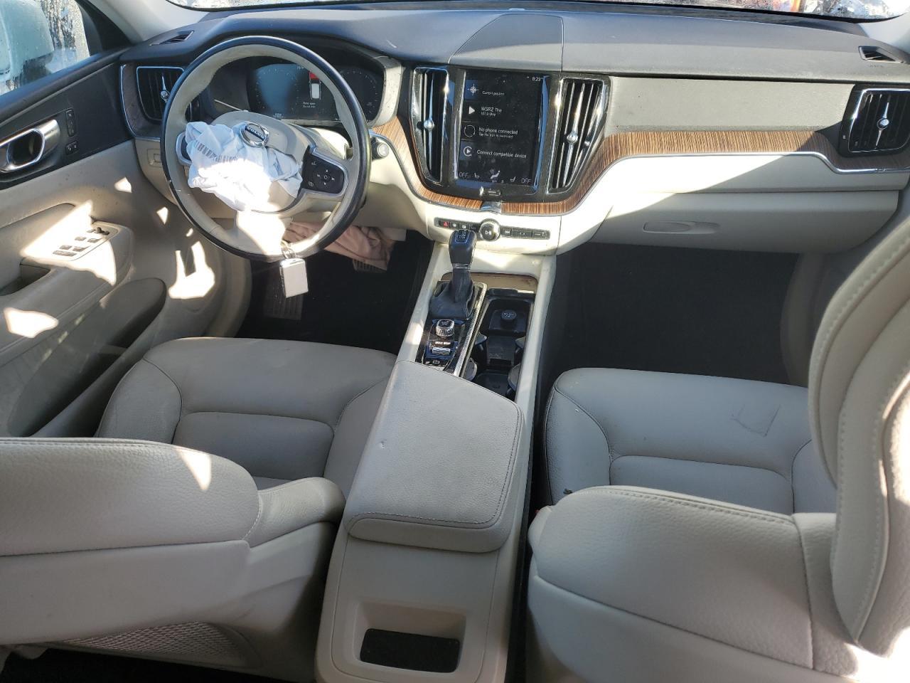 2021 VOLVO XC60