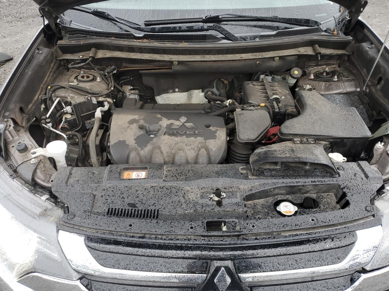 2018 MITSUBISHI outlander