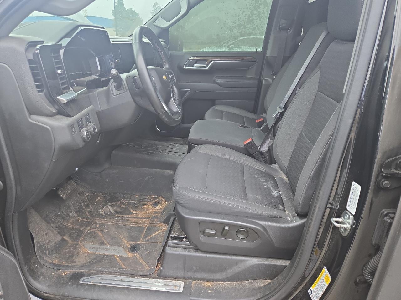 2023 CHEVROLET Silverado