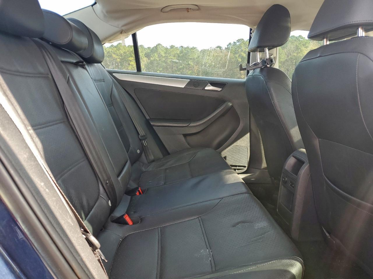 2013 VOLKSWAGEN JETTA