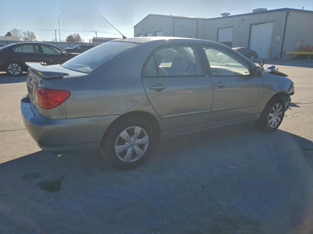 2004 TOYOTA COROLLA